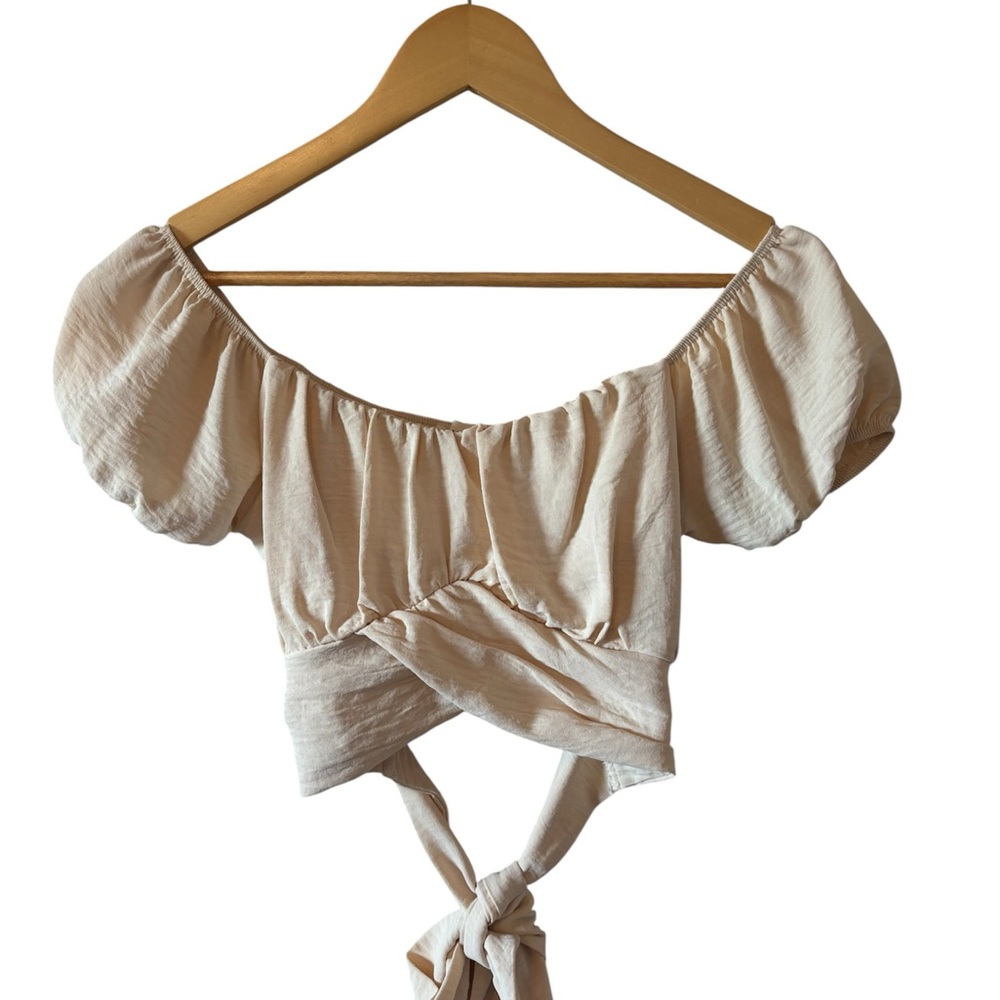 Cream Puff Sleeve Crop Top with Tie Front